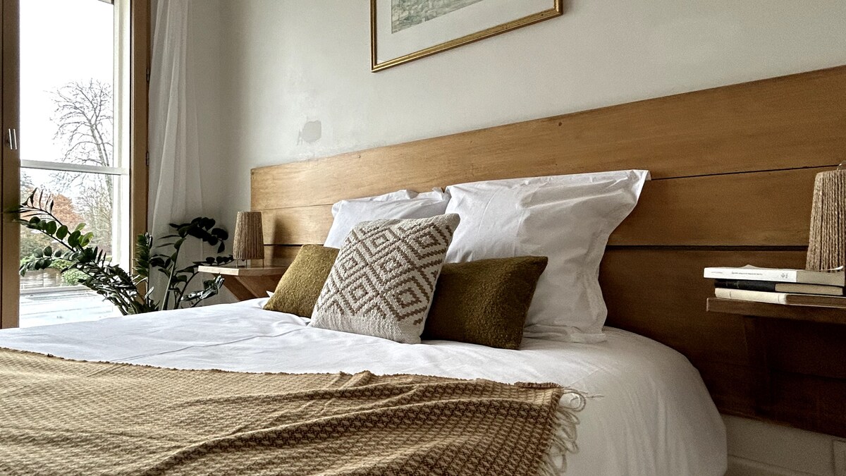 83b3058d-a043-4280-97e3-d24a969c9e2b