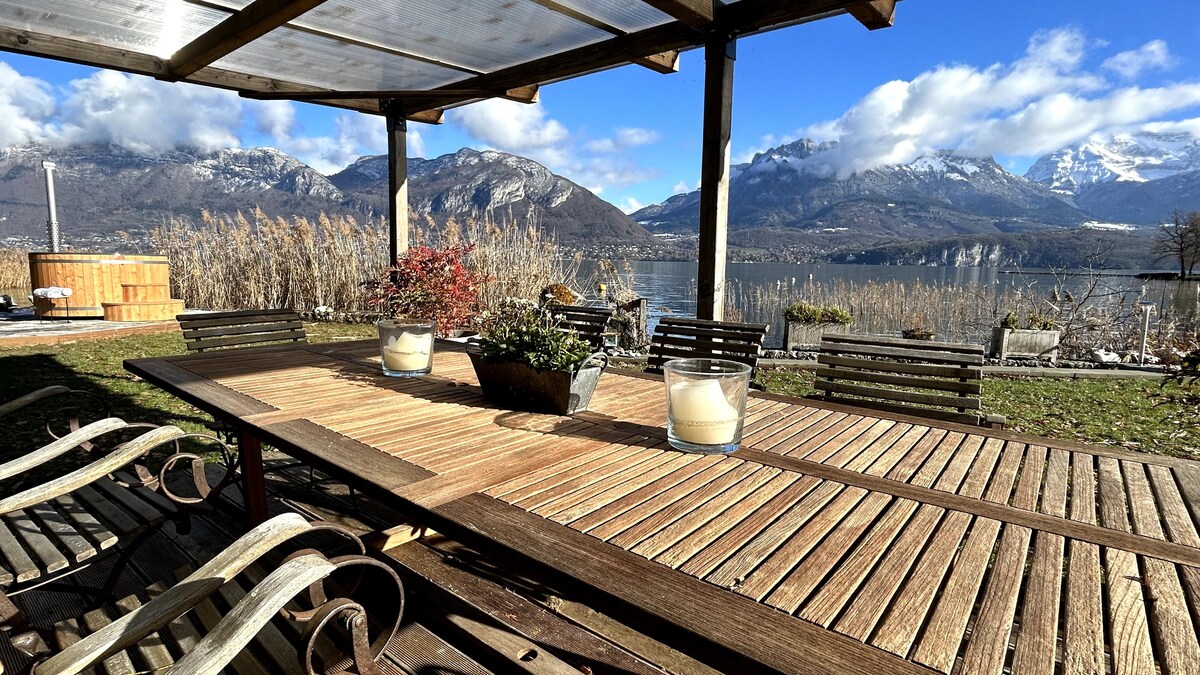 a26eb946-cfea-4ba4-a7b0-a24760a7fd3d